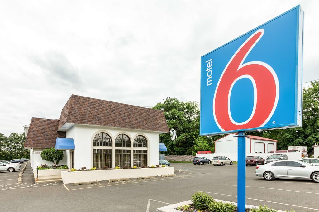 Motel 6-Warminster, Pa Екстериор снимка