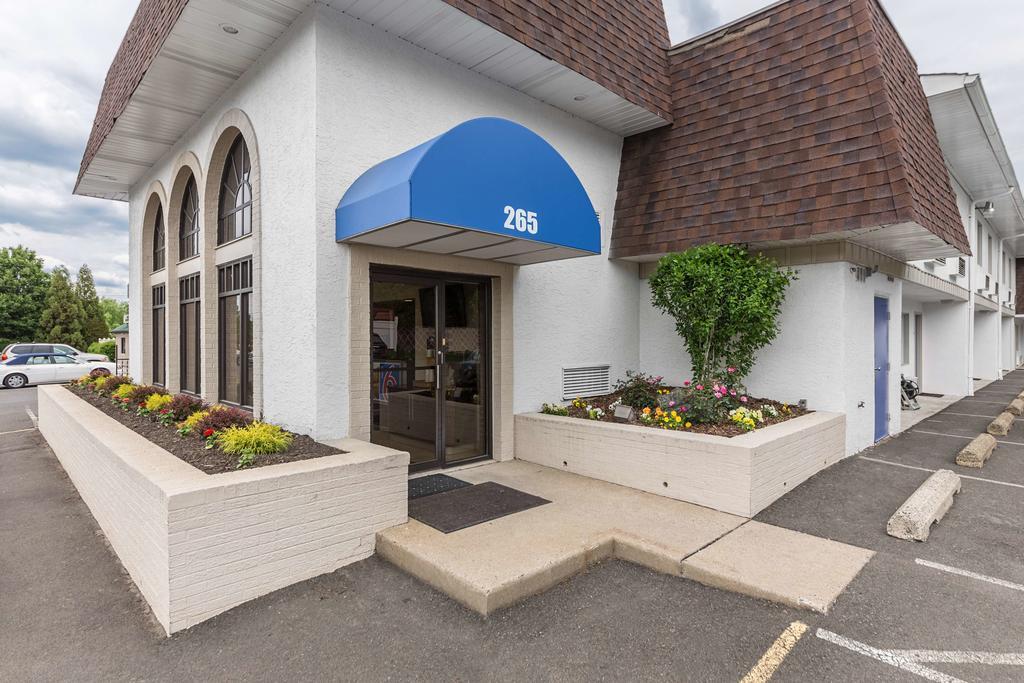 Motel 6-Warminster, Pa Екстериор снимка