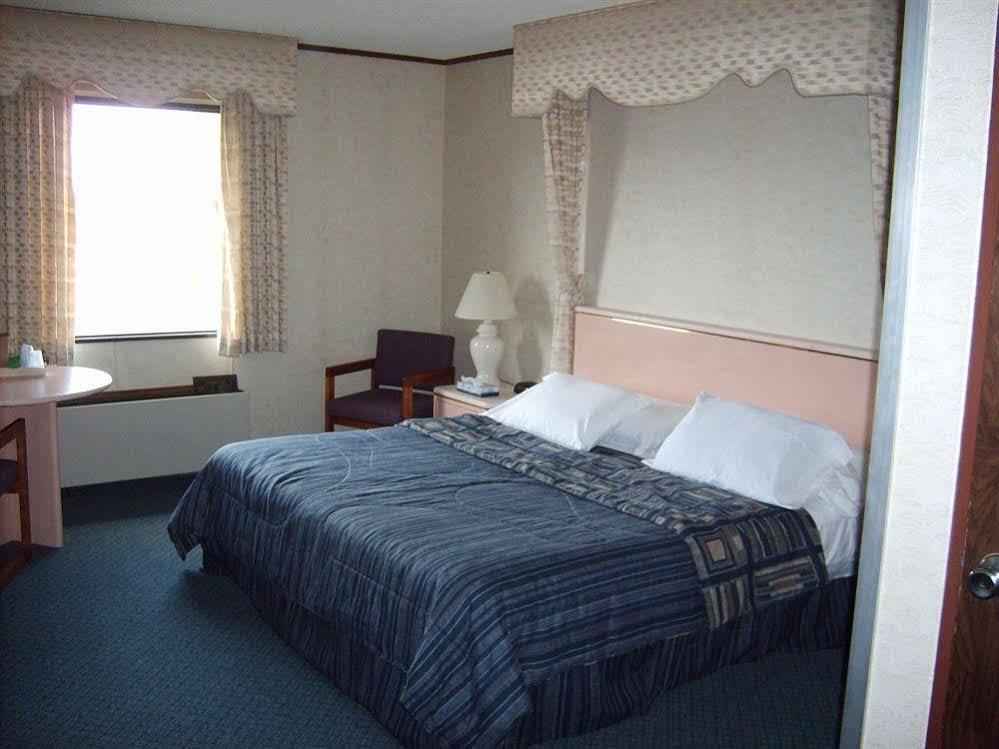 Motel 6-Warminster, Pa Екстериор снимка